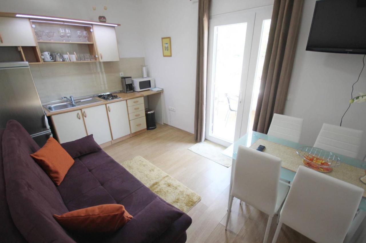 Small Apartment For A Great Holiday Задар Экстерьер фото